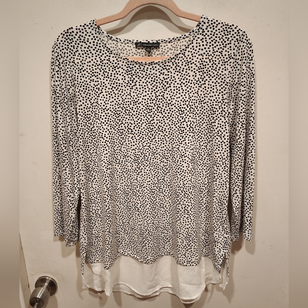 Adrianna Papell Women's Black & White Dotted 3/4 Sleeve Slinky Top Sz M Career